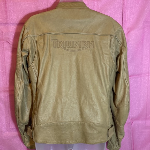 Triumph Motorcycle Jacket with all four pieces of shoulder & elbow armor. EUC - Picture 2 of 16